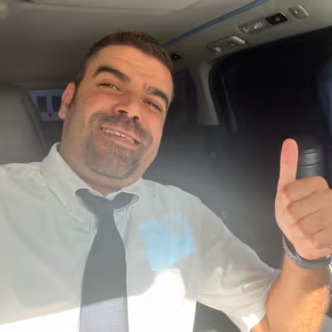 Ali B.