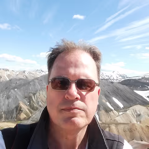 Reykjavik Tour Guide - Jens O.