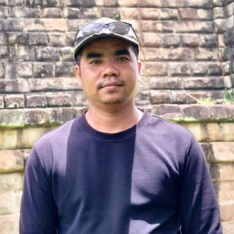 Dy T.