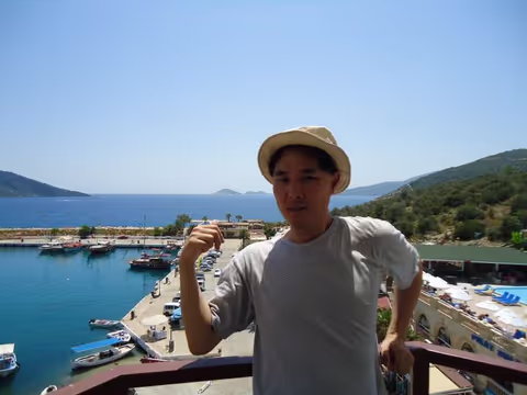 Tour Guide - Shigeki M.