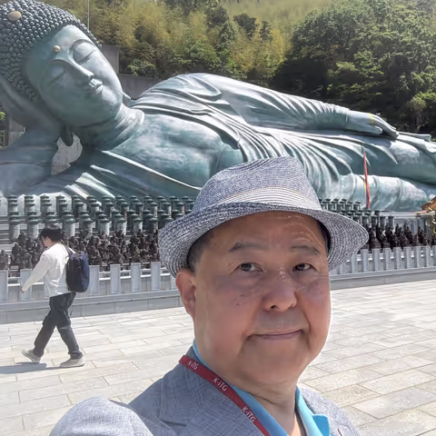 Masatoshi M.