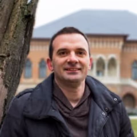 Bucharest Tour Guide - Mihai P.