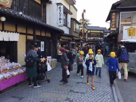 Day Trip to Kawagoe: Old temples, Local foods at the nostalgic street, and more!