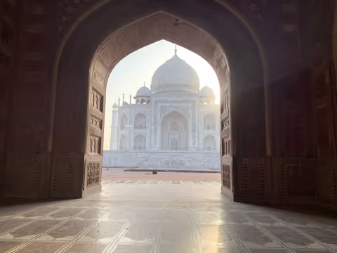  Sunrise Taj Mahal And Agra Fort Tour From New Delhi