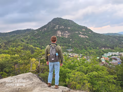 Seoul history & Citywall trekking
