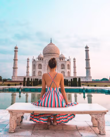 Private Taj Mahal Sunrise Tour and Agra Fort