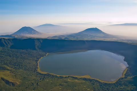 NGORONGORO CRATER DAY TRIP SAFARI