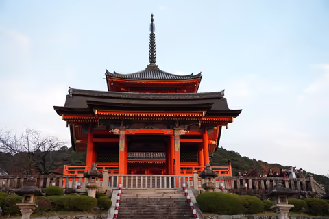Walking tour in Eastern Kyoto