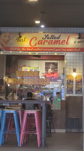 A 2-Hour Urban Escape: Cafe and Park