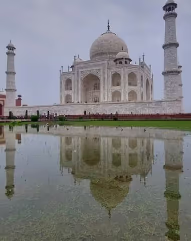 Private Same Day Agra local tour with guide and transport