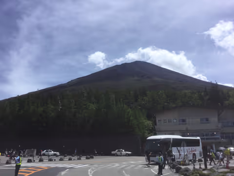 Mt Fuji hiking tour