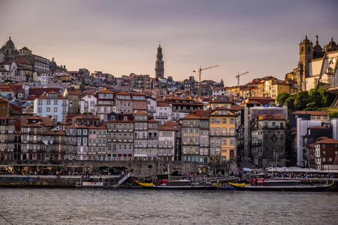 From Lisbon: Porto Private Day Tour with Wine or Boat Option