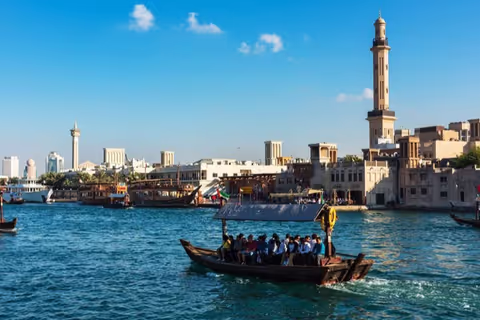 Stop-over tour from Dubai airport with Guide & Driver ( Multiple Languages available )