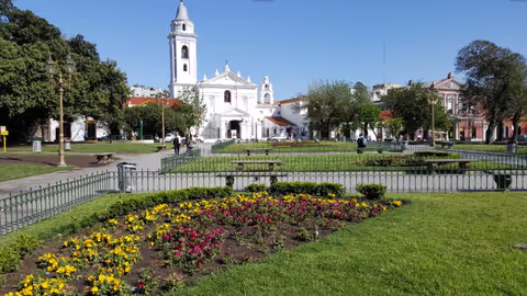 Buenos Aires in transit - Half day touring the highlights of the city