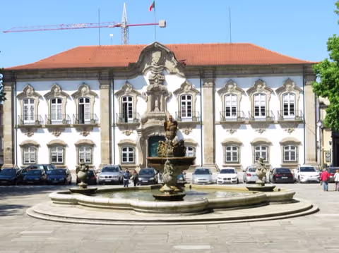 Visit the main spots of Braga and main sanctuaries on this full day tour