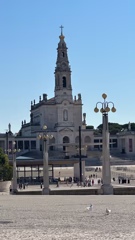 Fatima, Nazare and Obidos Private Tour