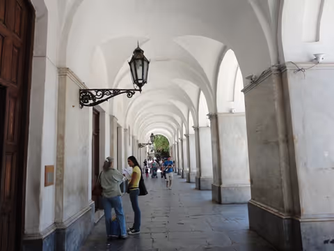 Córdoba sightseeing and shopping tour