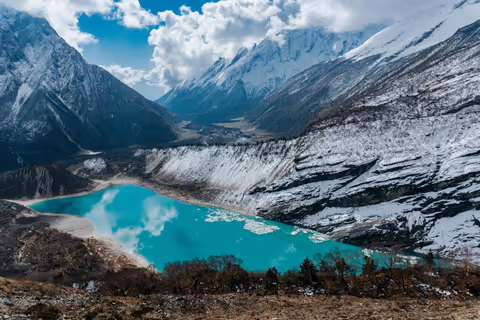Manaslu Circuit Trekking 15 Days