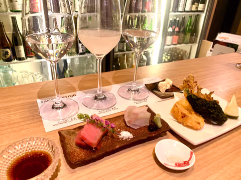 Sake tasting with an international Sake tutor around TOKYO station