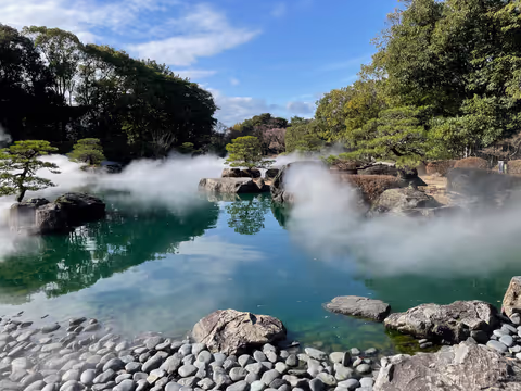 Discover Fukuoka Full Day Tour: Tower, Temples, Japanese Garden & Canal City Lunch