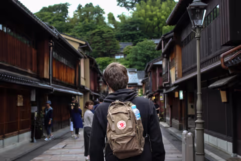 Highlights of Kanazawa: A great introduction to the golden city of Japan.