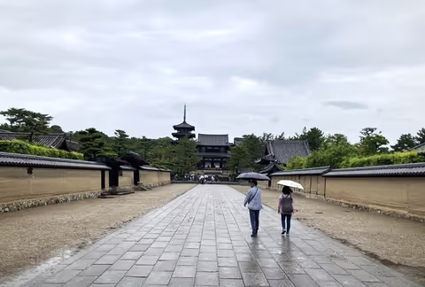 Nara, Stroll in Retro-Flavored Ancient Capital City