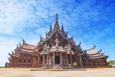 Private One-Day Pattaya Tour – 12 Hours of Fun and Discovery!