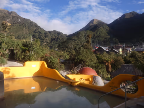 Secret destination: Oyacachi, a hidden gem in the Andes: Majestic views, Páramo and termal springs