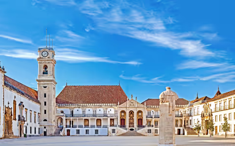 Transfer from Porto to Lisbon with stops in Coimbra, Fátima and Batalha