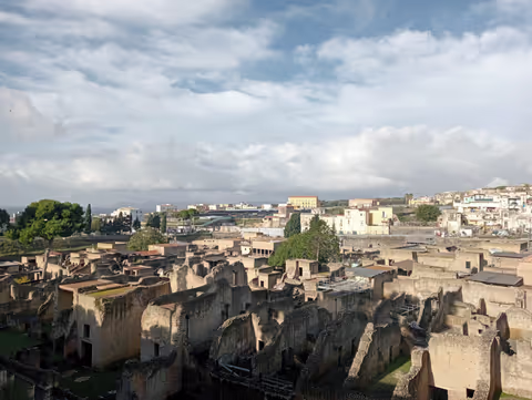 Visit Herculaneum Archeological Site