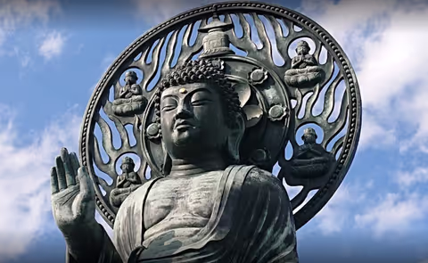 Kamakura tour: Buddha, shrine, matcha experience, kimono