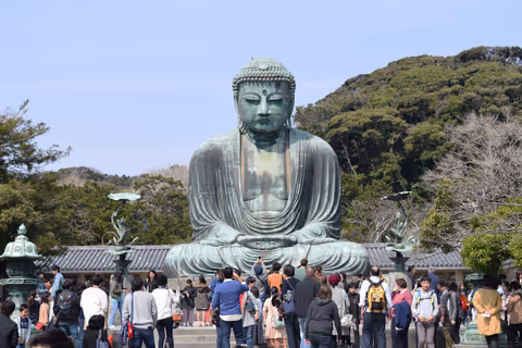Kamakura Cultural Treasures! Iconic Temples, Local Markets, and Local Delights Tour!