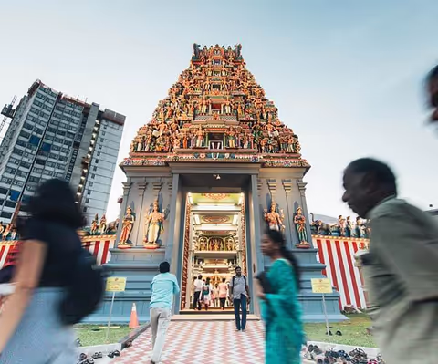 6-Hour Off-the-Beaten Path Walking Trail in Singapore's Town Area