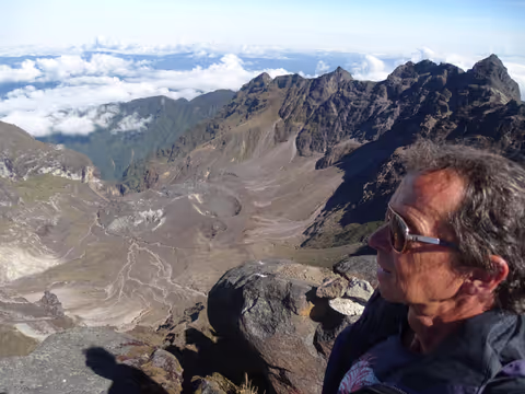 Guagua Pichincha: Stay on the edge of an active volcano, smell it's sulfur, enjoy outstanding views