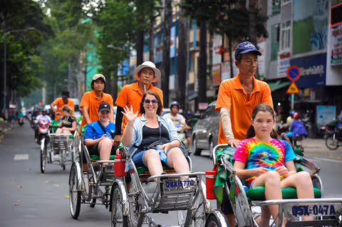 Saigon Highlights: A Journey Through History & Culture