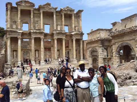 Selcuk Ephesus Private Tour with Izmir Airport Private Transfer