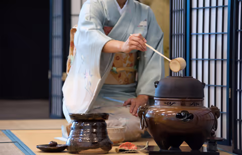 Tea & Traditions of Osaka