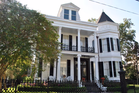 New Orleans City Tour and Destrehan Plantation - Full Day