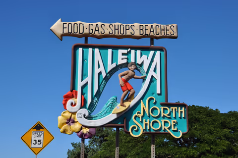 Surfin Town “Hale’iwa Town” Bound Tour