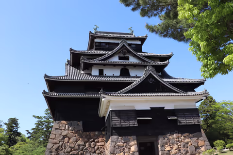 Matsue Castle & Adachi Museum of Art (Matsue City & Yasugi City)
