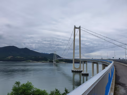 Island Bridges Drive Day Tour