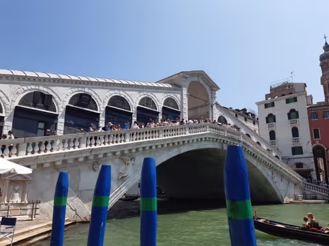 “Bridges, Basilicas & Gondolas: The Soul of Venice on Foot
