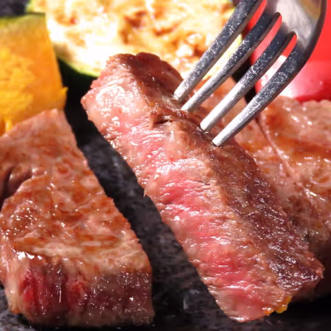 Kobe Nights: City Lights, Harbor Sights & Premium Kobe Beef(Pick up atKobe Port Terminal)