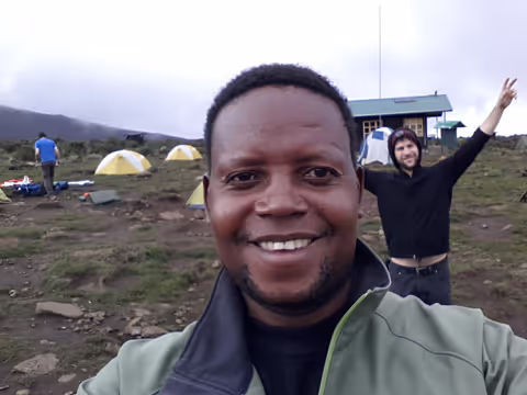 Climb Kilimanjaro 6 days Machame route