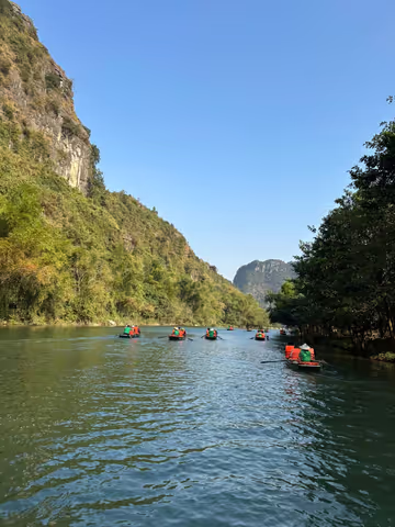Ninh Binh: Hoa Lu - Tam Coc boat/ Trang An - Incense Stick Village - Mua cave