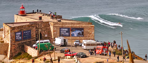 Visit Nazaré and Óbidos with lunch