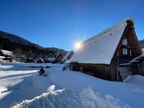 Private Car Tour – World Heritage Villages of Shirakawa-go & Gokayama