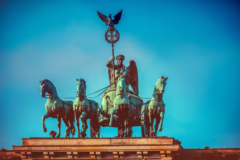 Karlovy Vary to Berlin via Dresden & Moritzburg Car/Van (up to 8 pax)
