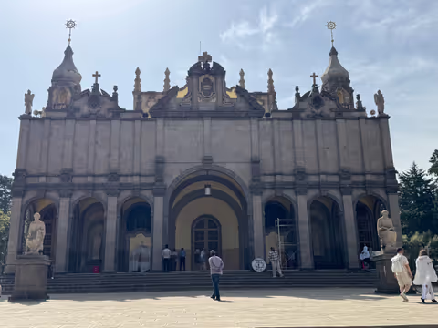 Addis Ababa: City Tour with Entoto Park & Museums