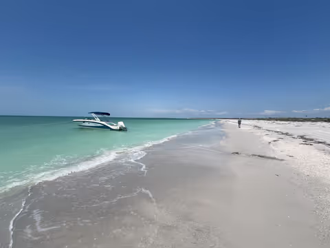 Cape Coral: Private Beach Day Getaway Cruise